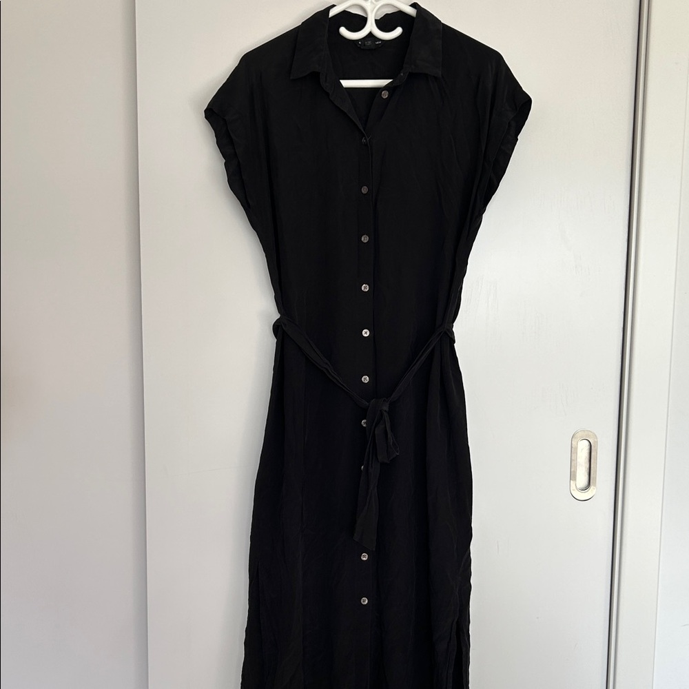Like new Club Monaco Black silk Maxi Dress